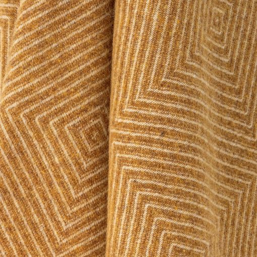 Hoshi Throw, Yellow, Merino Wool – Image 2